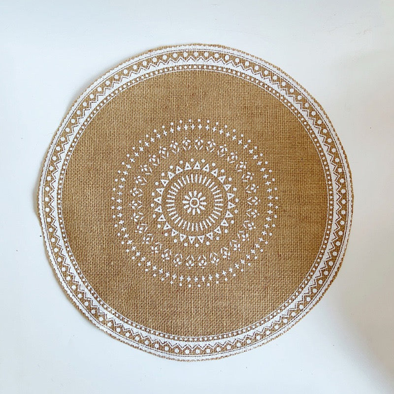 Minimalist vintage cup mat