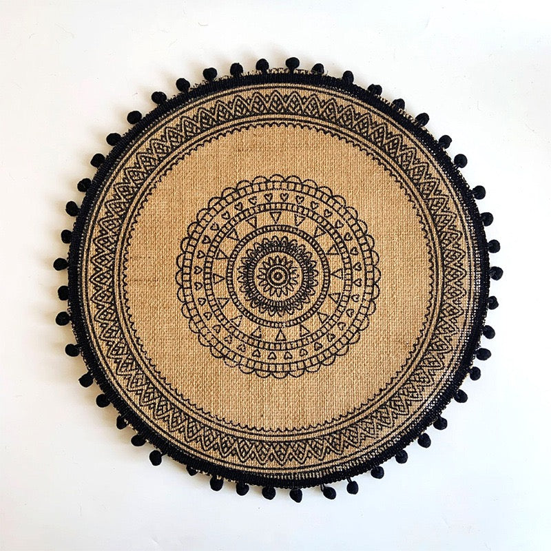 Minimalist vintage cup mat